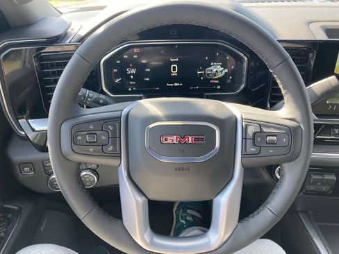 New 2026 GMC Sierra 2500 SLT w/ SLT Convenience Package AWD/4WD image 26