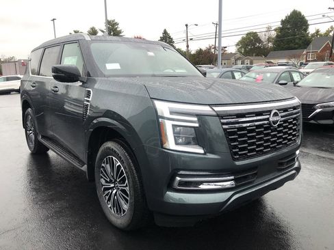 New 2026 Nissan Armada SL w/ Captain's Chari Seat Package image 15