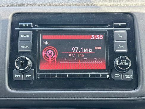 Used 2021 Honda HR-V LX image 22