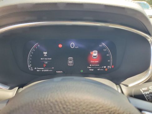 Used 2025 Acura MDX w/ Technology Package FWD image 27