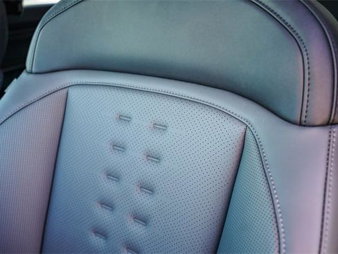 New 2026 Kia EV9 Wind image 25