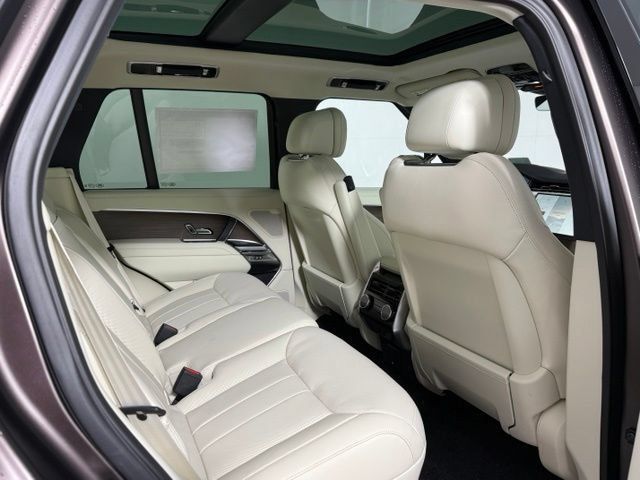 New 2026 Land Rover Range Rover SE AWD/4WD image 21