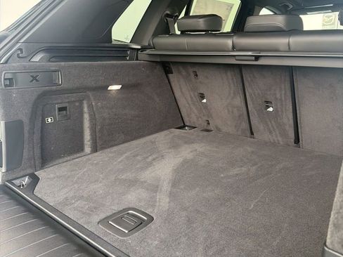 New 2026 BMW X5 xDrive40i w/ Climate Comfort Package image 11