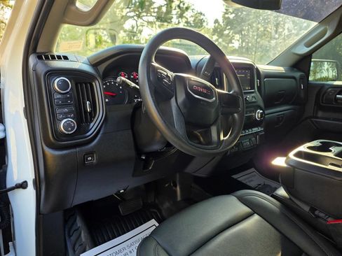 Used 2026 GMC Sierra 1500 Pro w/ Pro Value Package AWD/4WD image 12