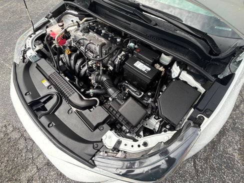 Used 2021 Toyota Corolla LE w/ Carpet Mat Package (TMS) FWD image 42