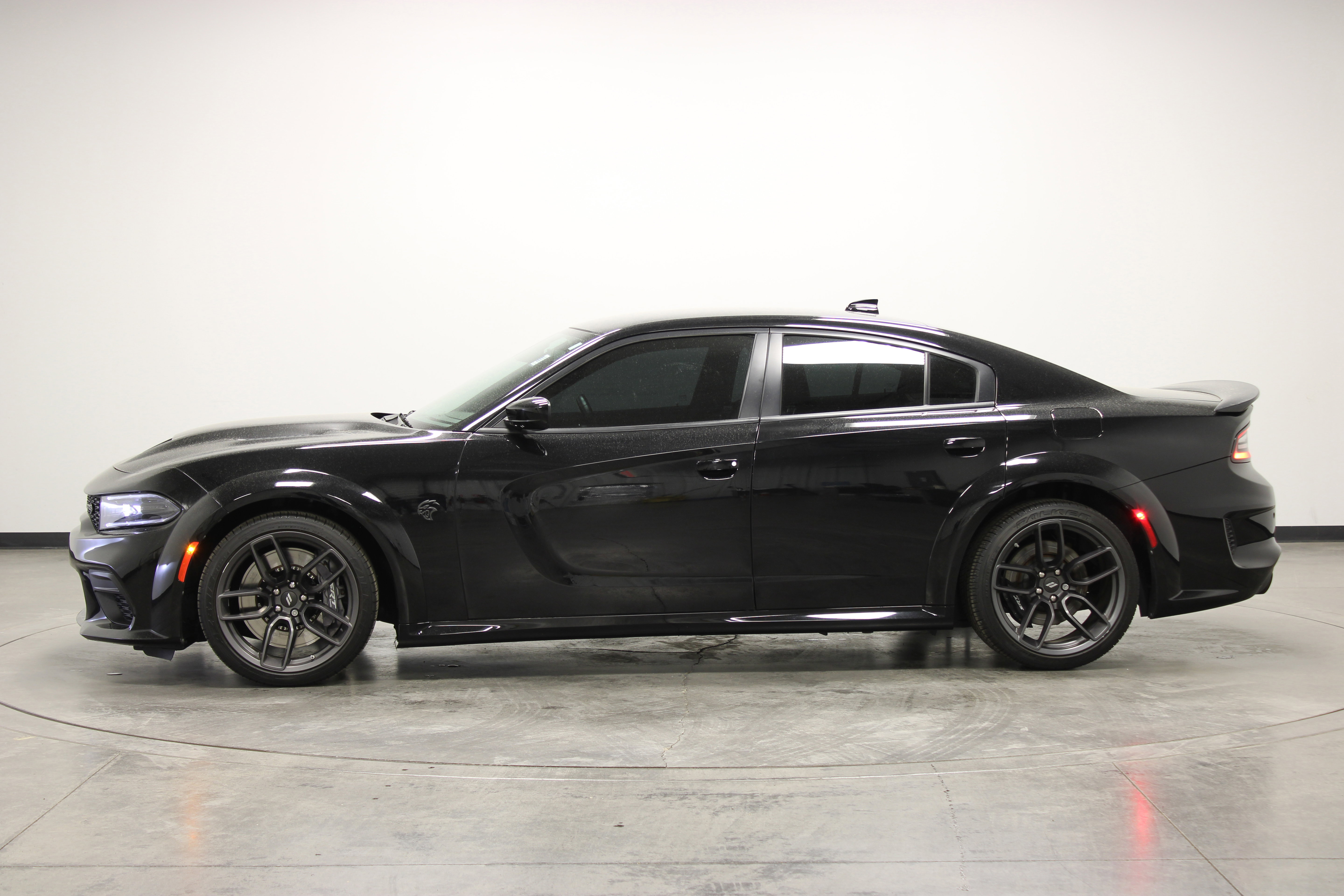 Used 2023 Dodge Charger SRT Hellcat w/ Harman/Kardon Audio Group RWD image 5