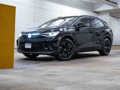New 2026 Volkswagen ID.4 Pro S Plus AWD/4WD image 1