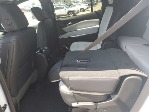 New 2026 Chevrolet Traverse High Country AWD/4WD image 14