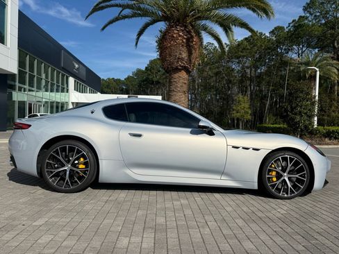 Used 2025 Maserati GranTurismo Modena image 5