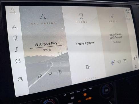 Used 2023 Land Rover Range Rover SE image 60