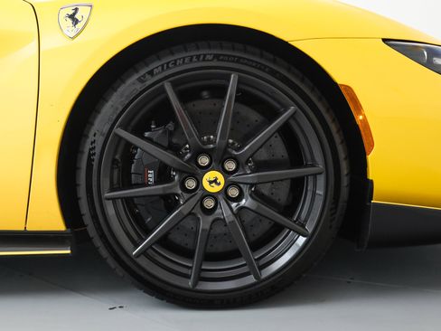 Used 2024 Ferrari 296 GTS image 40