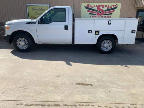 Used 2015 Ford F250 XL image 5