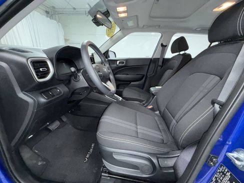 Used 2026 Hyundai Venue SEL FWD image 12
