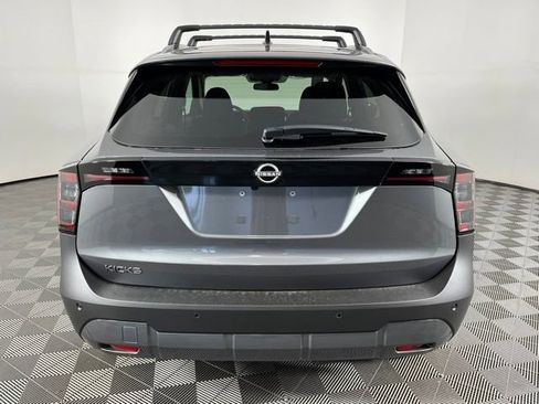 New 2026 Nissan Kicks SV w/ Cold Weather Package FWD image 10