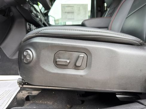 Used 2026 Jeep Gladiator Rubicon AWD/4WD image 21