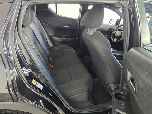 Used 2019 Toyota C-HR LE image 11