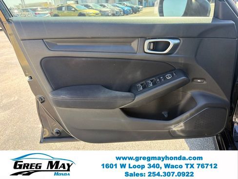Used 2023 Honda Civic Sport image 10