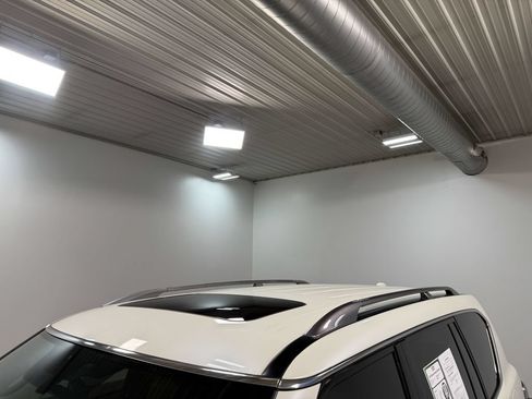 Used 2019 Nissan Armada Platinum w/ Captain's Chairs Package AWD/4WD image 40