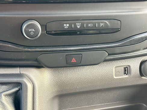 New 2026 Ford Transit 250 148 Medium Roof w/ Load Area Protection Package image 27