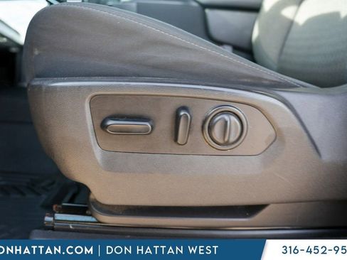 Used 2020 Chevrolet Silverado 1500 LT Trail Boss w/ Convenience Package image 19