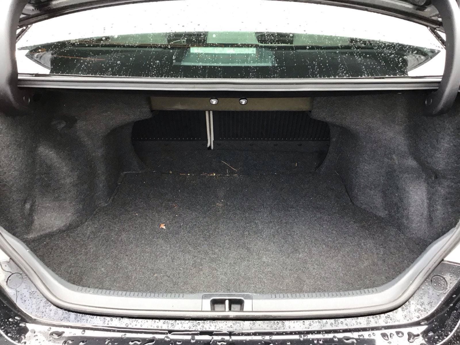 Used 2015 Toyota Camry LE FWD image 4