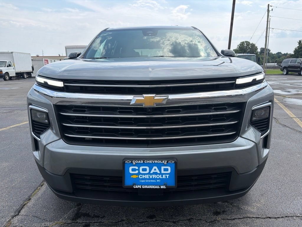 Used 2026 Chevrolet Traverse LT w/ Driver Confidence Package FWD image 8