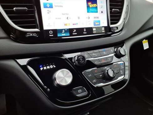 New 2026 Chrysler Voyager LX image 23