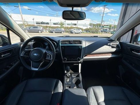 Used 2018 Subaru Outback 2.5i Limited w/ Popular Package #2 AWD/4WD image 17