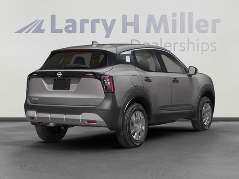 New 2026 Nissan Kicks S FWD image 2