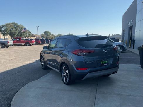 Used 2018 Hyundai Tucson Value w/ Cargo Package image 3