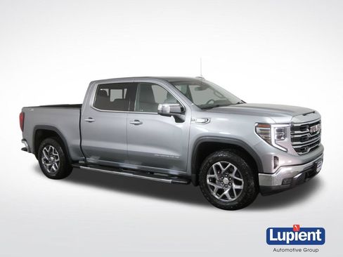 Used 2023 GMC Sierra 1500 SLT w/ SLT Premium Package AWD/4WD image 1