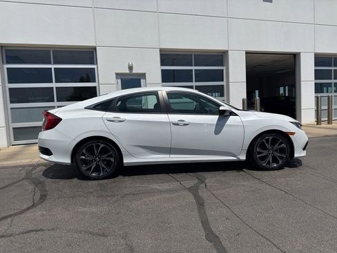 Used 2020 Honda Civic Sport image 3