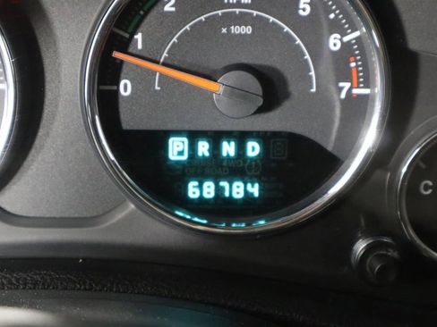 Used 2013 Jeep Wrangler Sport AWD/4WD image 29
