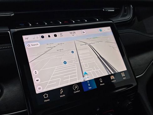 Used 2024 Jeep Grand Cherokee Limited 4xe image 23