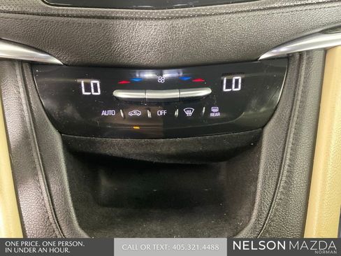 Used 2017 Cadillac XT5 FWD image 36