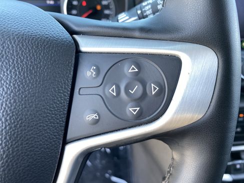 Used 2024 GMC Terrain SLT AWD/4WD image 29