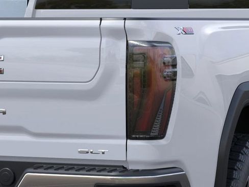 New 2025 GMC Sierra 2500 SLT w/ SLT Convenience Package image 11