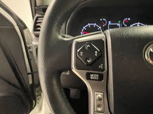 Used 2022 Toyota 4Runner SR5 Premium w/ Moonroof Package AWD/4WD image 36