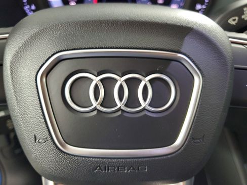 Used 2019 Audi Q3 2.0T Premium Plus image 23