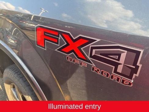 Used 2016 Ford F150 XLT w/ Equipment Group 302A Luxury image 18