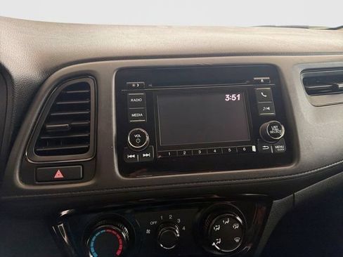 Used 2022 Honda HR-V LX image 19