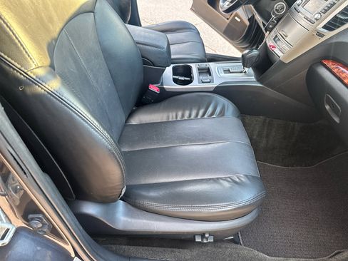 Used 2012 Subaru Outback 3.6R Limited w/ Popular Pkg 1B image 26