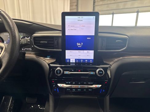 Used 2024 Ford Explorer Limited w/ Limited Technology Package AWD/4WD image 26