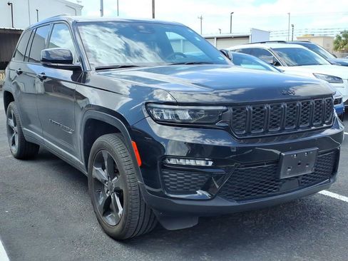 Used 2024 Jeep Grand Cherokee Limited w/ Black Appearance Package image 1