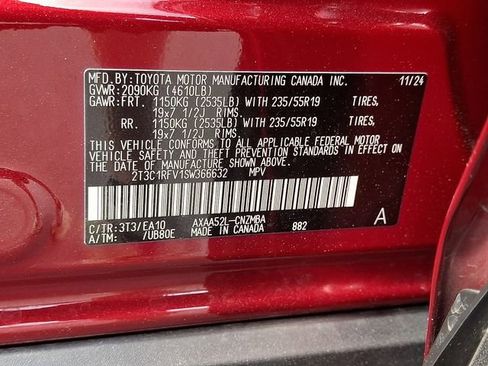 Used 2025 Toyota RAV4 XLE Premium image 28