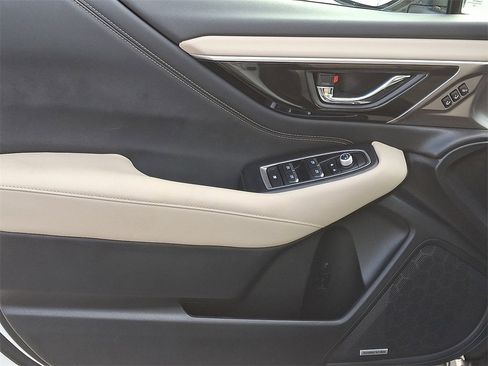 Used 2023 Subaru Outback Limited image 14