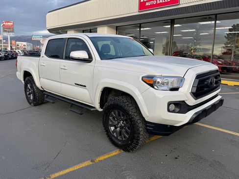 Used 2023 Toyota Tacoma SR5 image 2