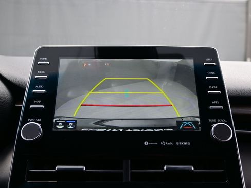 Used 2019 Toyota Avalon XLE image 19