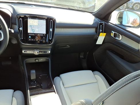 New 2026 Volvo EX40 Plus w/ Climate Package image 11