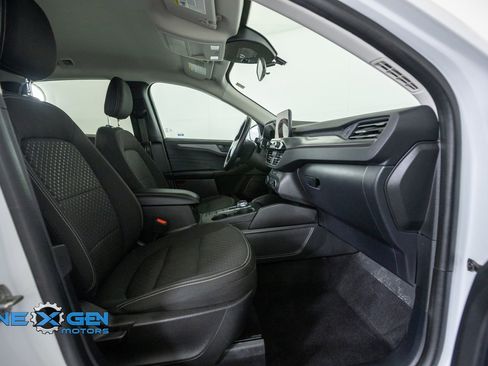 Used 2023 Ford Escape Active AWD/4WD image 42